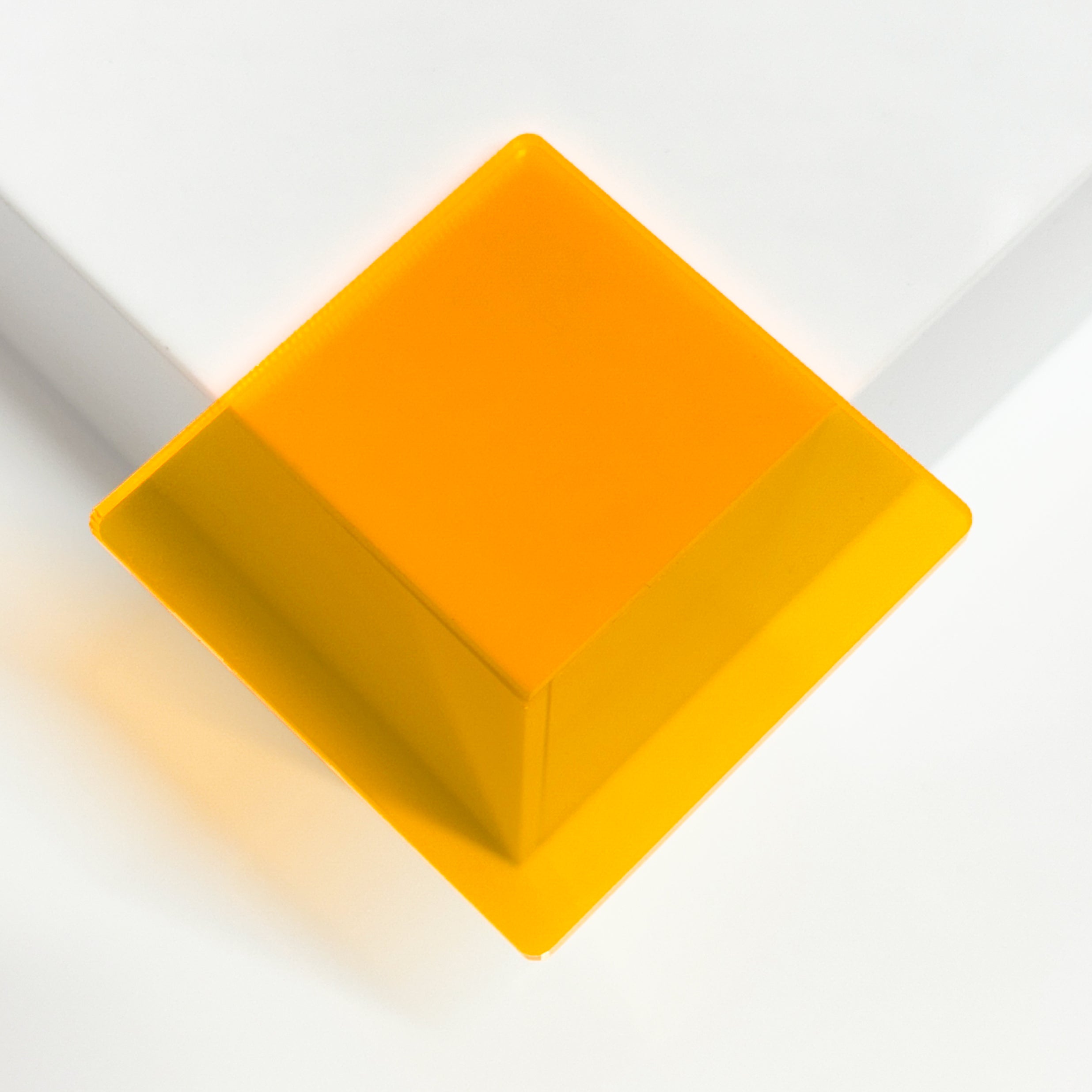 metacrilato fluorescente de colada transparente en color naranja